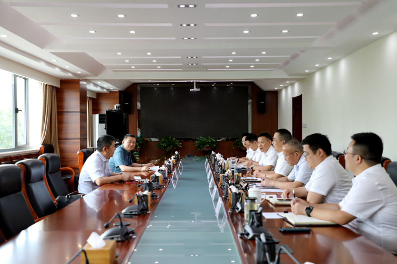 建工控股黨委委員、總會計師王淑德赴公司調(diào)研 - 副本
