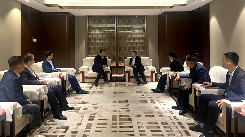 公司黨委書記、董事長(zhǎng)錢申春拜訪蕪湖市委副書記、市長(zhǎng)寧波2